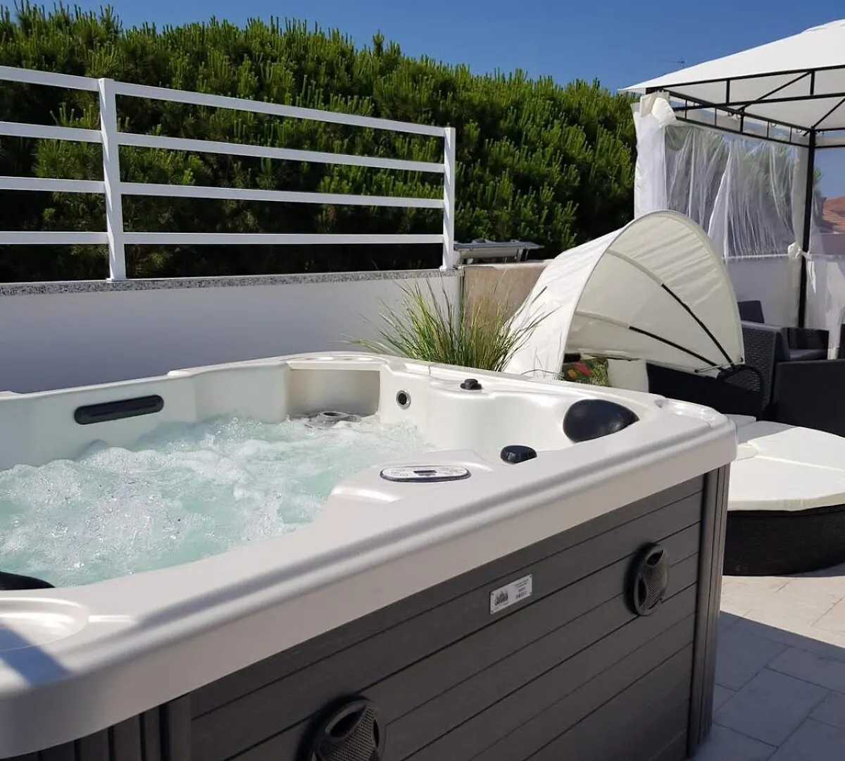 Apartmán Luxury Penthouse With Private Jacuzzi San Mauro Mare